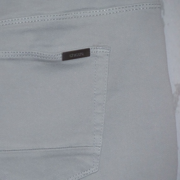 NWOT Chicos So Slimming Girlfriend Crop Pants - Picture 4 of 7